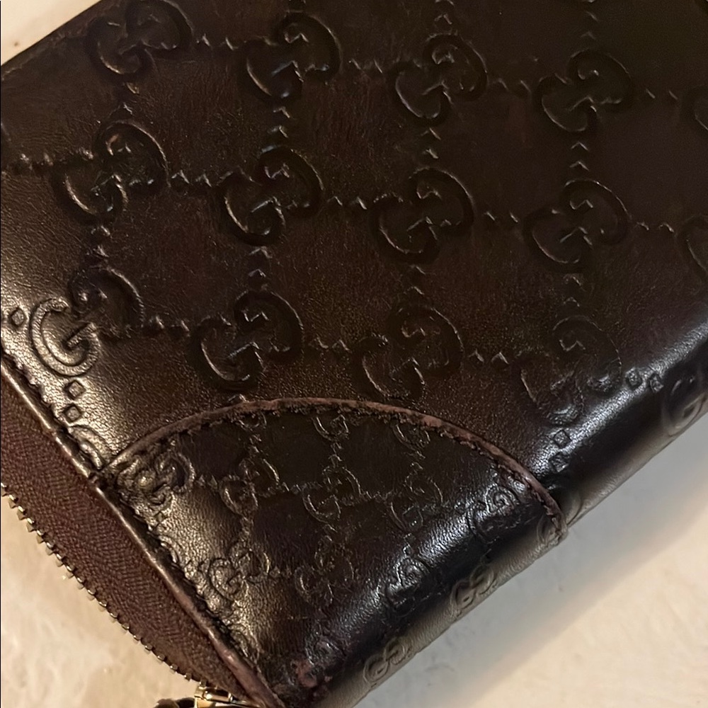 Gucci Long Brown Embossed Zip Wallet - Picture 11 of 11